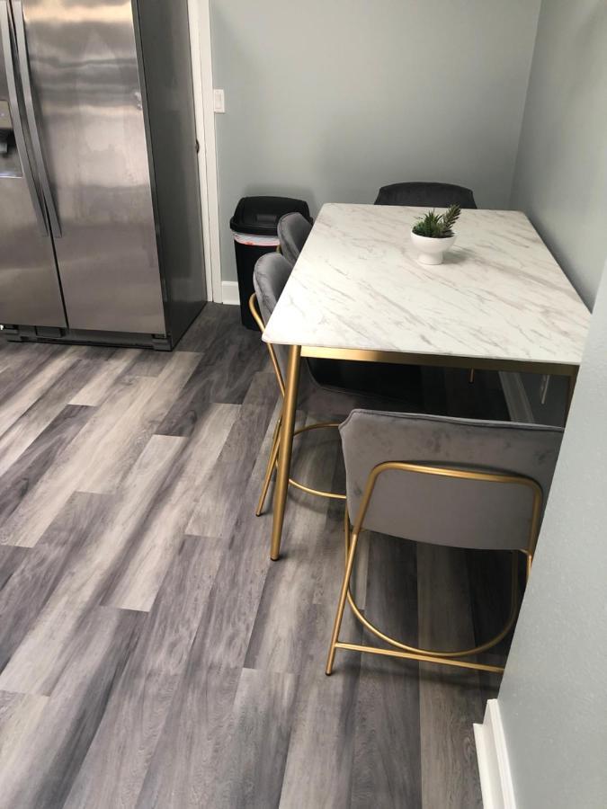 2 Bedrooms Vacation Home タンパ エクステリア 写真